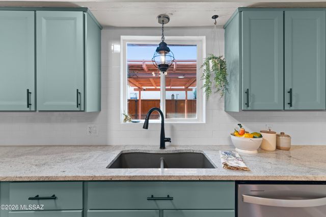 3244 E Flower Street, Tucson, AZ 85716
