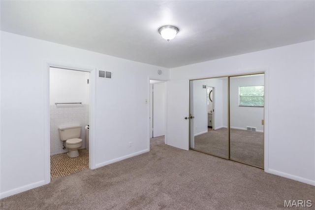 3 Creekside Lane, Creve Coeur, MO 63141
