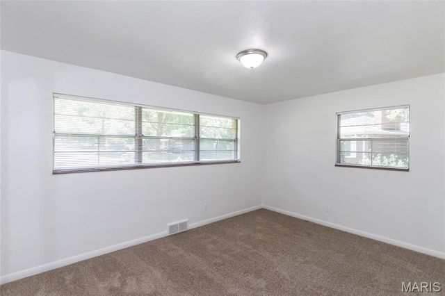 3 Creekside Lane, Creve Coeur, MO 63141