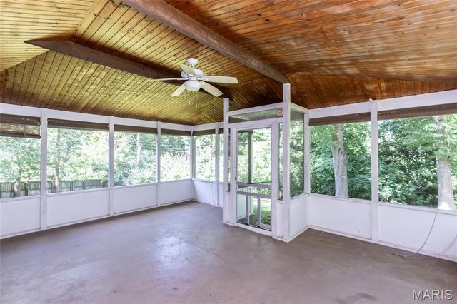 3 Creekside Lane, Creve Coeur, MO 63141