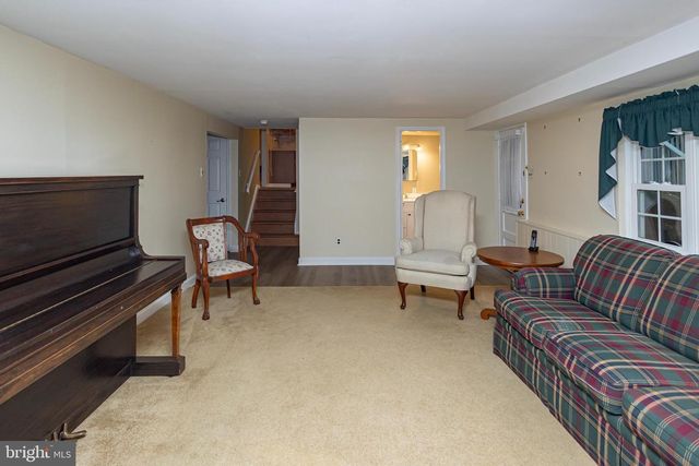 647 GUILFORD RD, Cherry Hill, NJ 08003