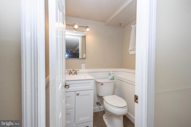 647 GUILFORD RD, Cherry Hill, NJ 08003