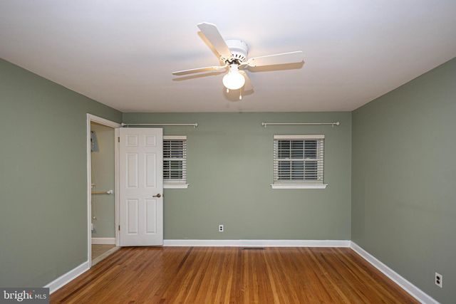 647 GUILFORD RD, Cherry Hill, NJ 08003