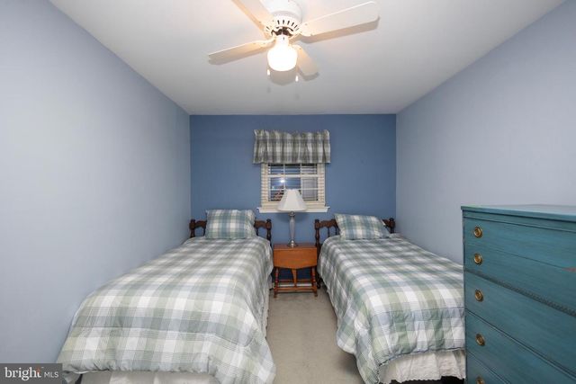647 GUILFORD RD, Cherry Hill, NJ 08003