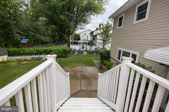 647 GUILFORD RD, Cherry Hill, NJ 08003