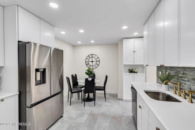 50 Westbrook Road, Howell, NJ 07731