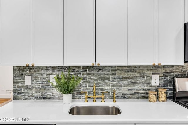 50 Westbrook Road, Howell, NJ 07731