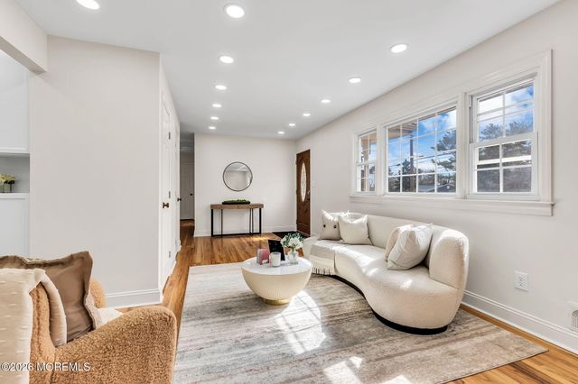 50 Westbrook Road, Howell, NJ 07731