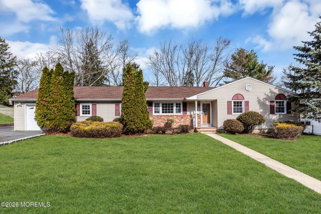 50 Westbrook Road, Howell, NJ 07731
