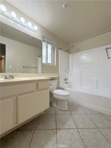 5021 Waverider, Huntington Beach, CA 92649