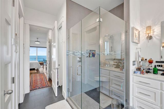 1137 Sawgrass Dr, Gulf Breeze, FL 32563