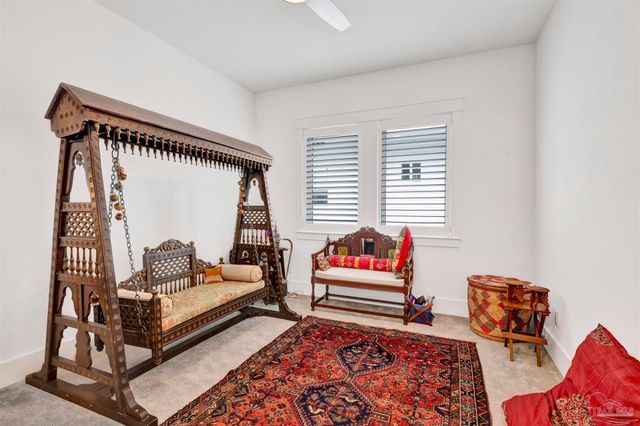 1137 Sawgrass Dr, Gulf Breeze, FL 32563