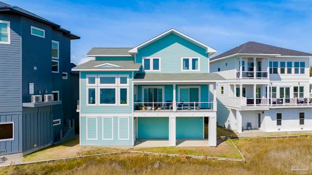 1137 Sawgrass Dr, Gulf Breeze, FL 32563