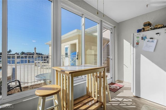 1714 Bikini CT 103, Cape Coral, FL 33904