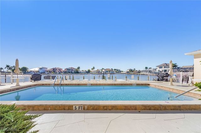 1714 Bikini CT 103, Cape Coral, FL 33904