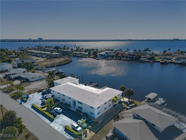 1714 Bikini CT 103, Cape Coral, FL 33904
