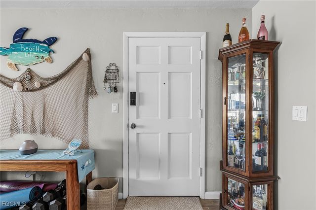 1714 Bikini CT 103, Cape Coral, FL 33904