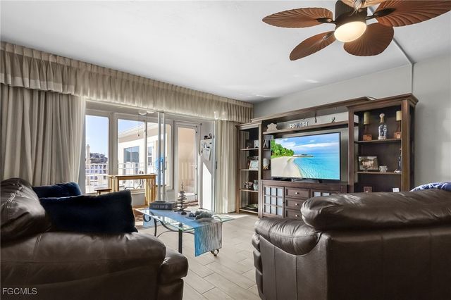 1714 Bikini CT 103, Cape Coral, FL 33904