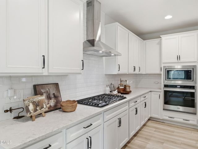 116 White Mulberry Lane, Holly Springs, NC 27540
