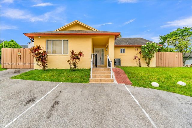 13572 SW 285th Terrace, Homestead, FL 33033