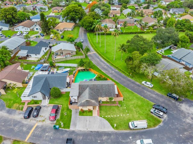 13572 SW 285th Terrace, Homestead, FL 33033