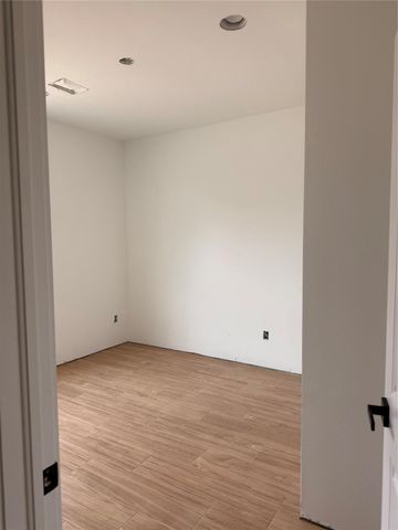 3910 Sunrise Lane, Damon, TX 77430