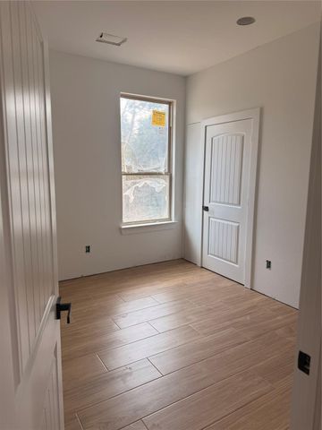 3910 Sunrise Lane, Damon, TX 77430