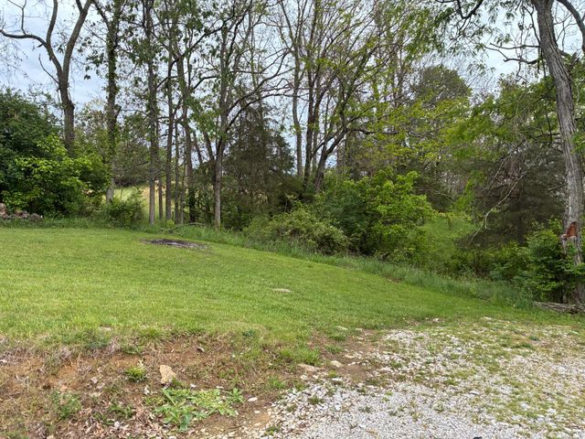 901 Crooked Creek Road, Carlisle, KY 40311