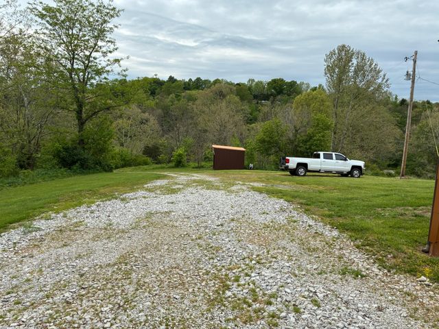 901 Crooked Creek Road, Carlisle, KY 40311