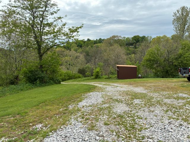 901 Crooked Creek Road, Carlisle, KY 40311