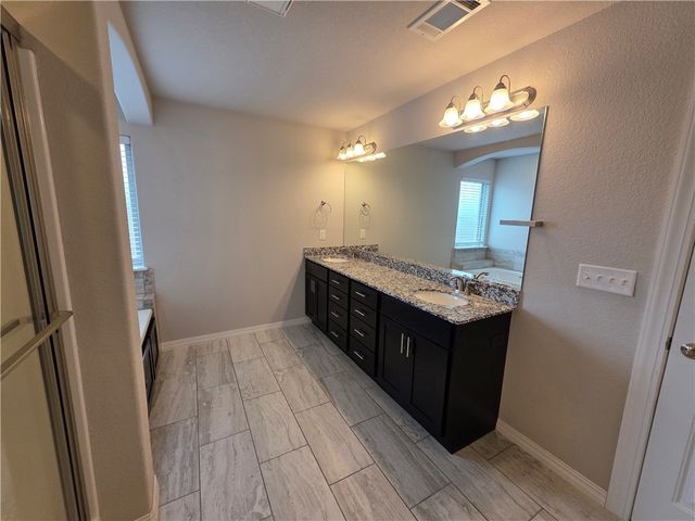 1100 Gardenia Street, Centerton, AR 72719