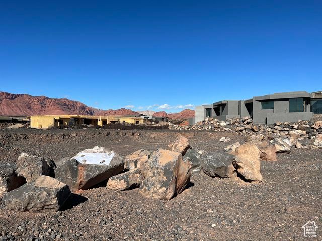 2832 W SHOSHONI, St. George, UT 84770