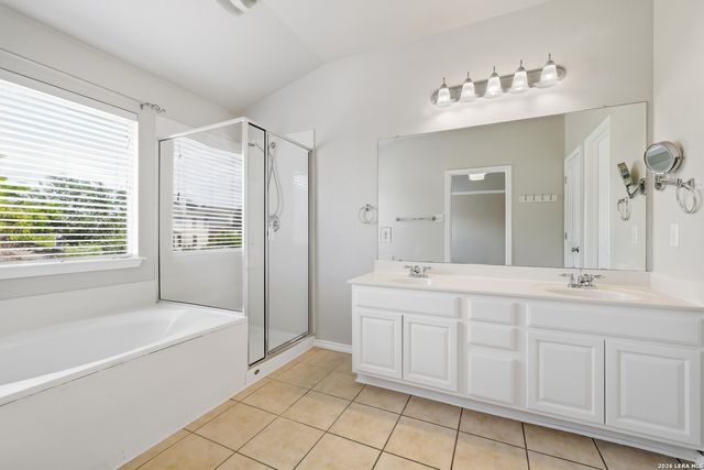 25602 Sophora, San Antonio, TX 78261