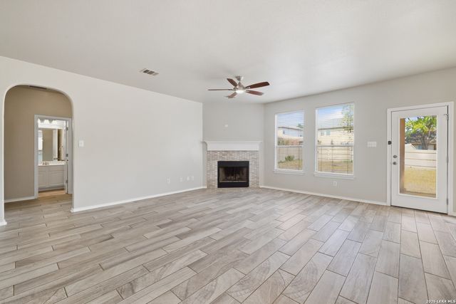 25602 Sophora, San Antonio, TX 78261