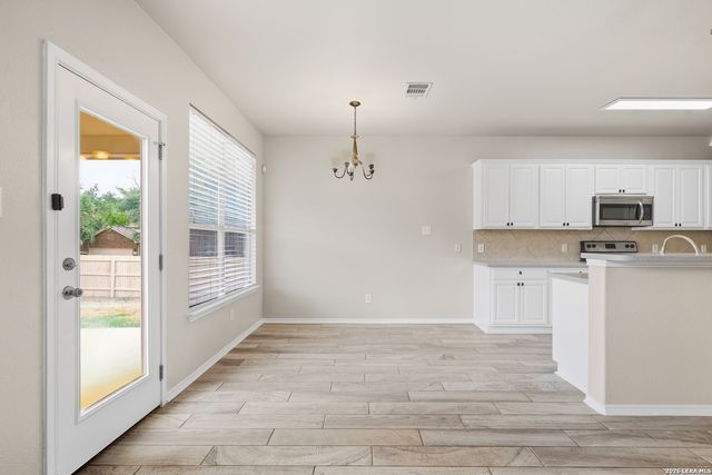 25602 Sophora, San Antonio, TX 78261