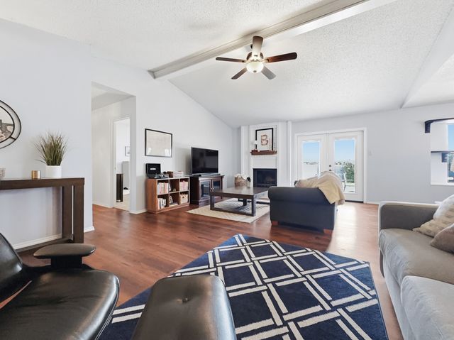 321 Juniper Drive, Arlington, TX 76018