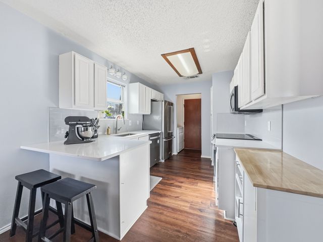 321 Juniper Drive, Arlington, TX 76018