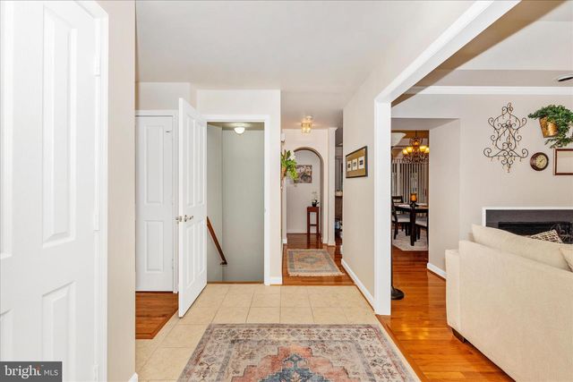 2367 BEAR DEN RD, Frederick, MD 21701