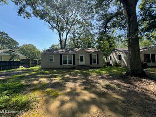 4876 Maplewood Drive, Jackson, MS 39206