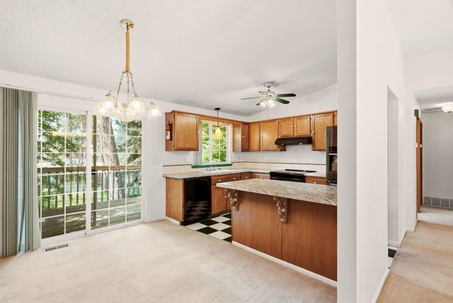 4814 E Peone Pines Dr, Mead, WA 99021
