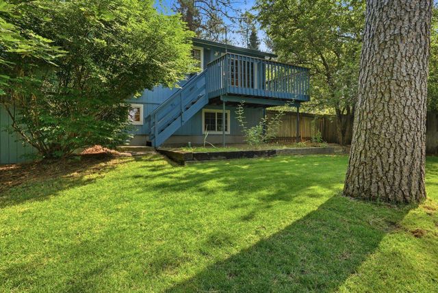 4814 E Peone Pines Dr, Mead, WA 99021