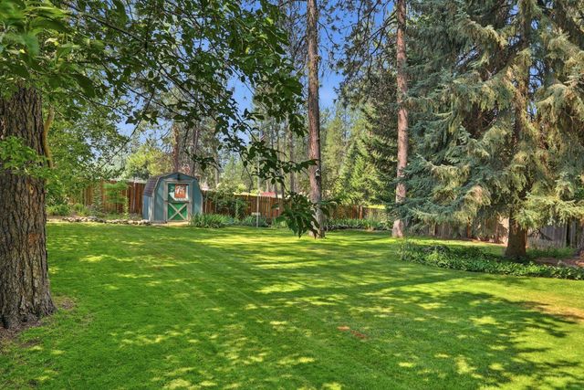 4814 E Peone Pines Dr, Mead, WA 99021