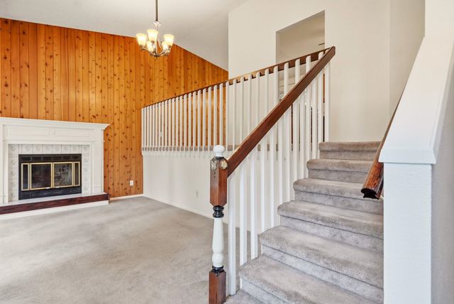 4814 E Peone Pines Dr, Mead, WA 99021