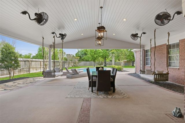 19407 Kessington Lane, Houston, TX 77094