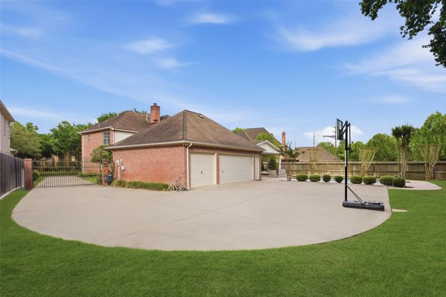 19407 Kessington Lane, Houston, TX 77094