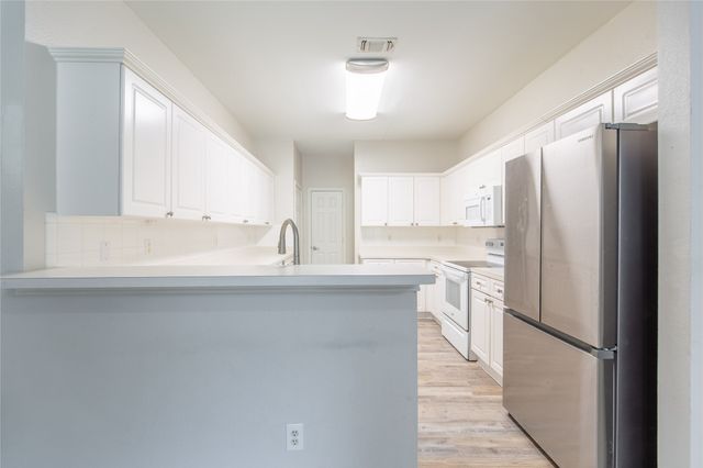 1801 Fern Court, Grapevine, TX 76051
