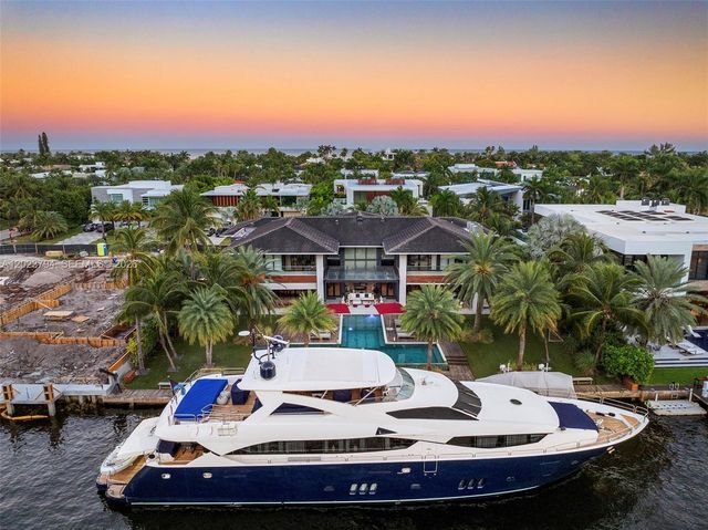 385 Centre Island, Golden Beach, FL 33160