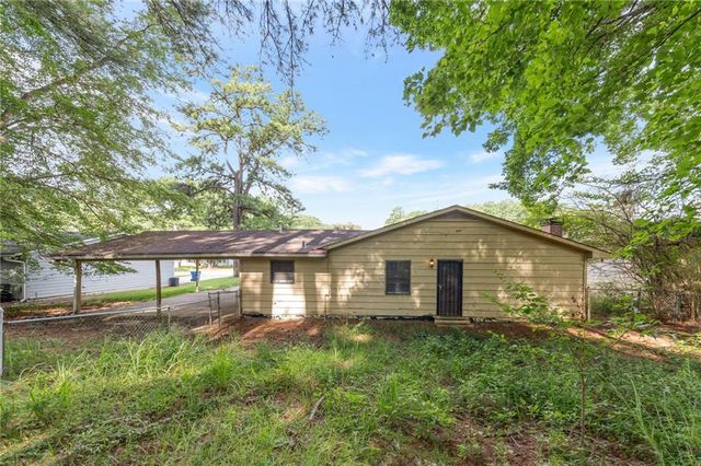 5835 Bearing Way, College Park, GA 30349