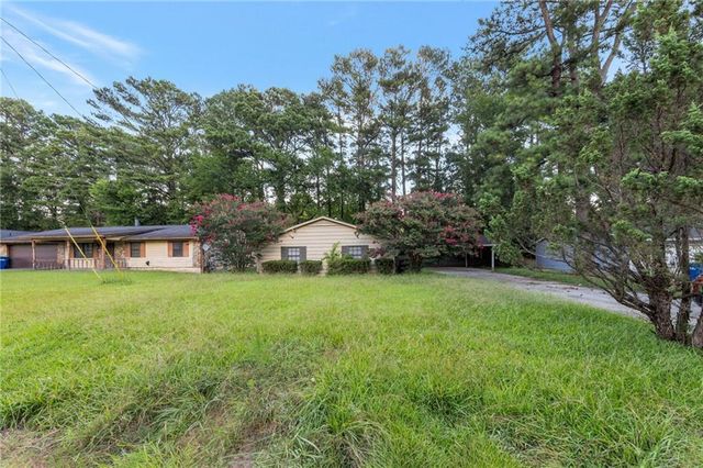 5835 Bearing Way, College Park, GA 30349