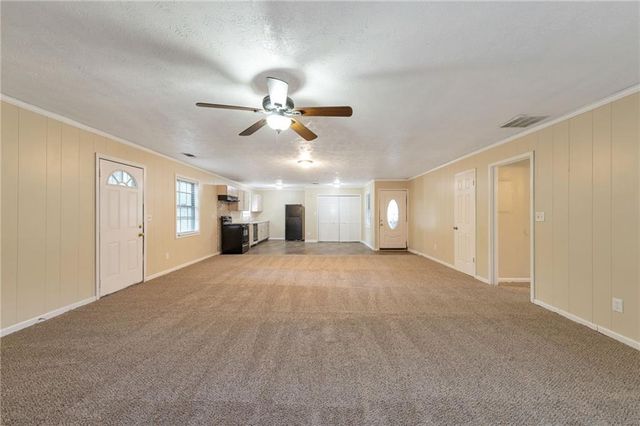 5835 Bearing Way, College Park, GA 30349